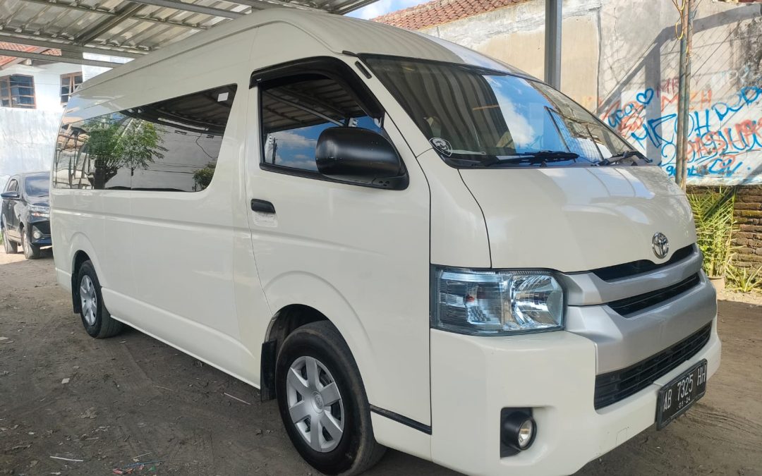 Rent Hiace Yogyakarta for a fun holiday