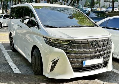 toyota alphard 2023