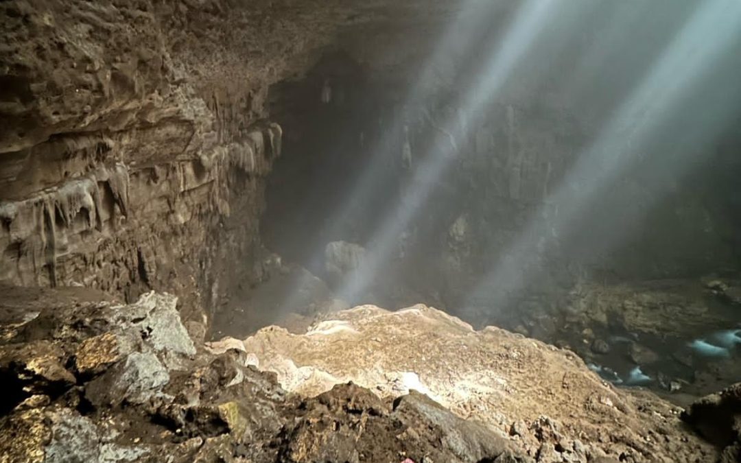 Excursion d&rsquo;une demi-journée aux environs des grottes de Jomblang et de Pindul