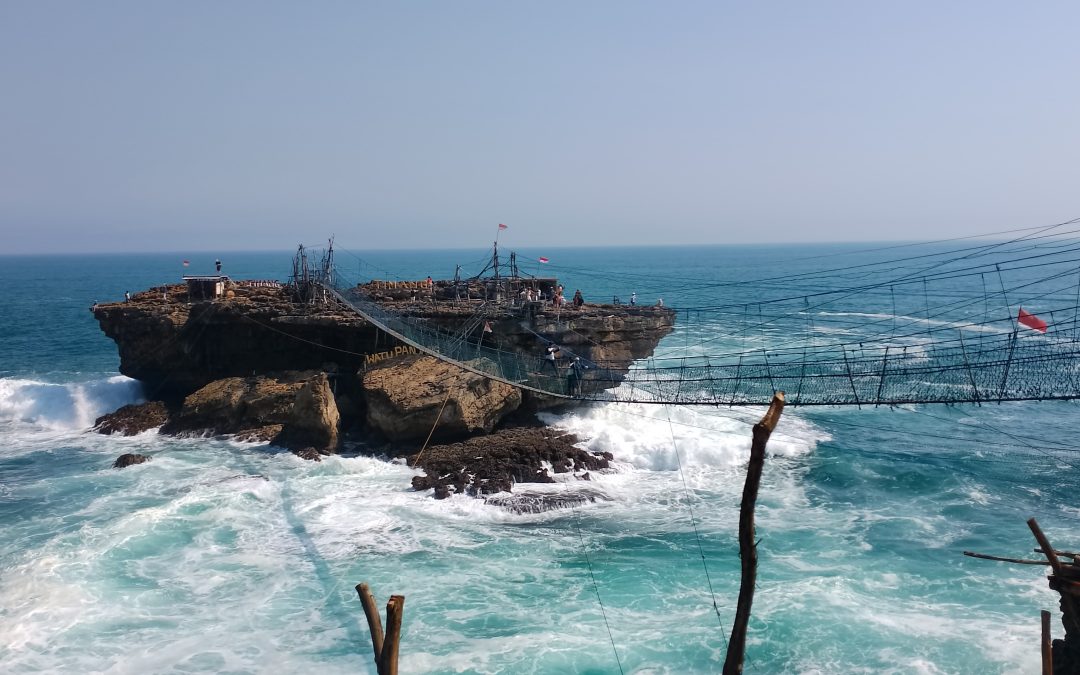 Private tour to timang beach – Hanging bridge yogyakarta