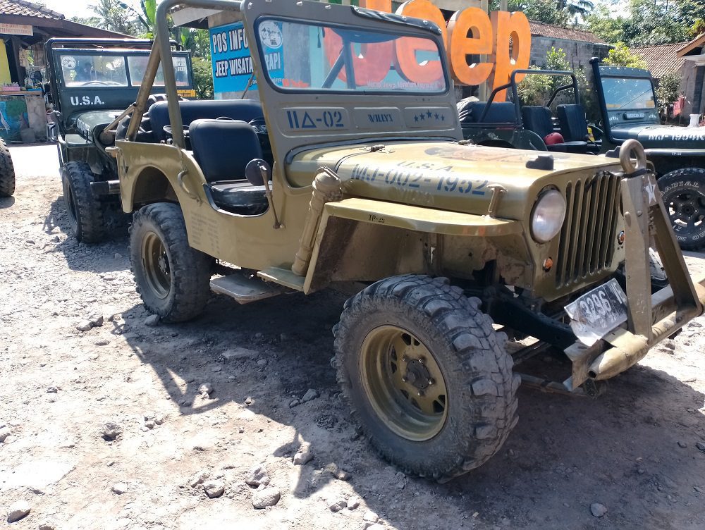 Jeep car tour merapi mount