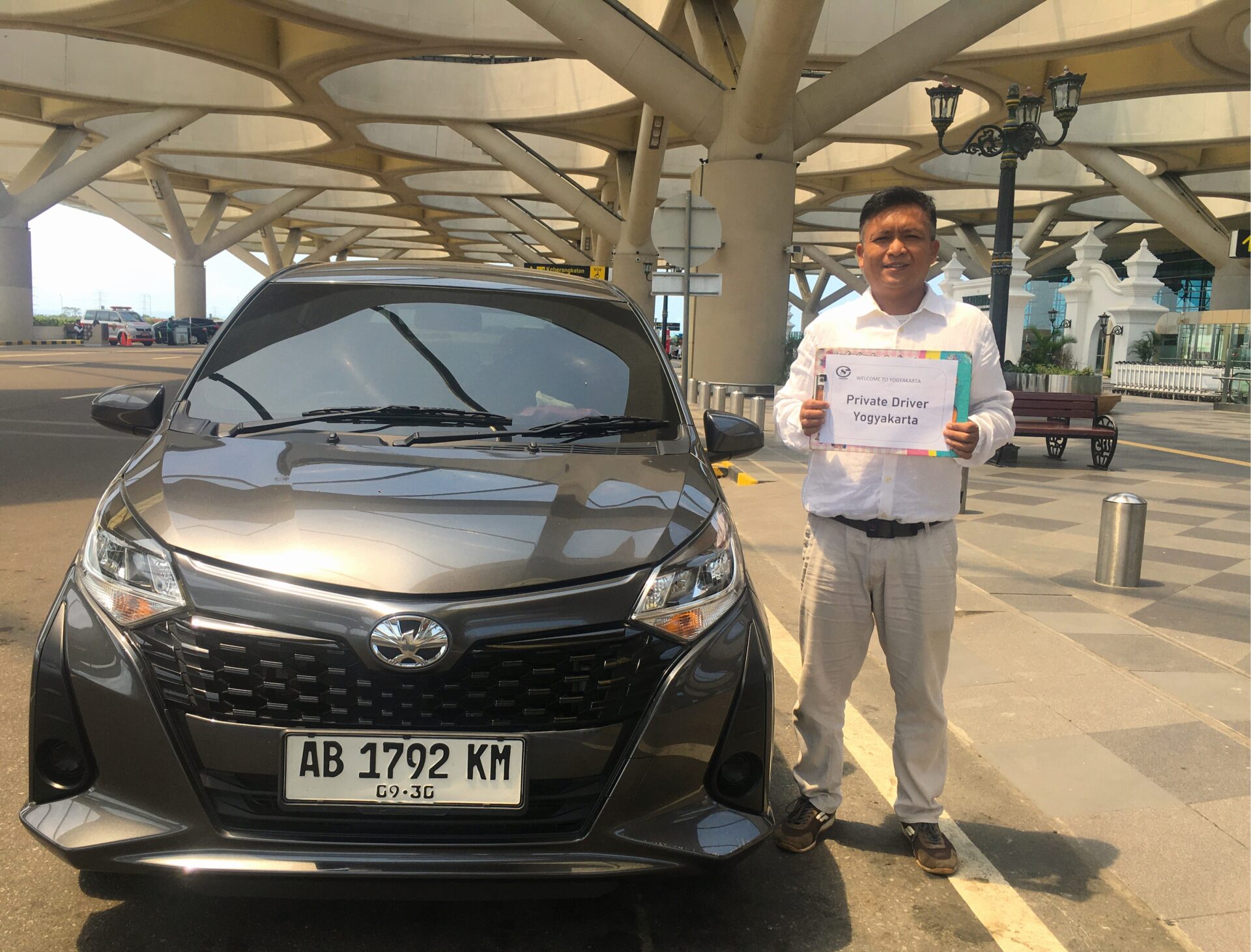 private airport transfer Yogyakarta Airport Pick up and Drop-off service