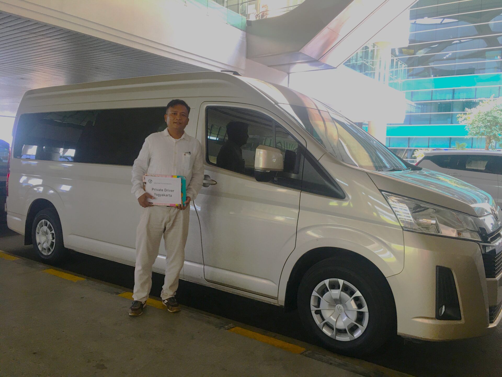 private transfer YIA to borobudur private transfer yogyakarta international airport - YIA to borobudur area