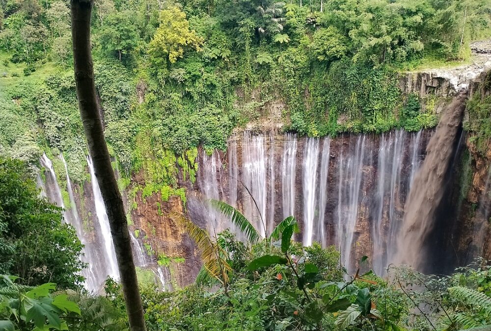 How to Get to Tumpak Sewu Waterfall from Malang: The Ultimate Travel Guide